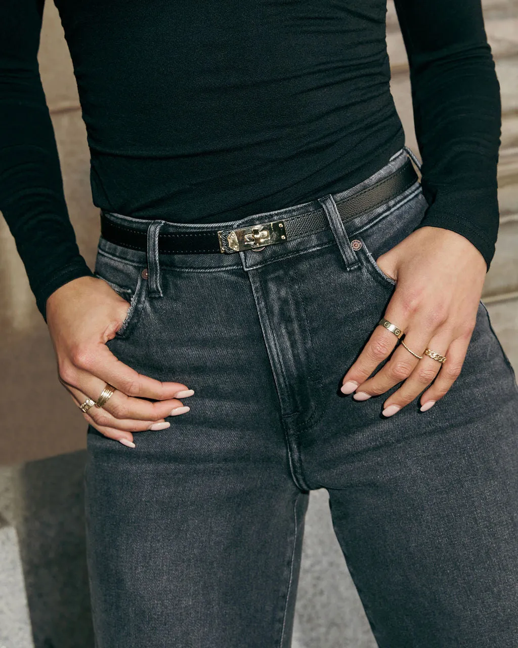 Latch On Twist Lock Skinny Belt