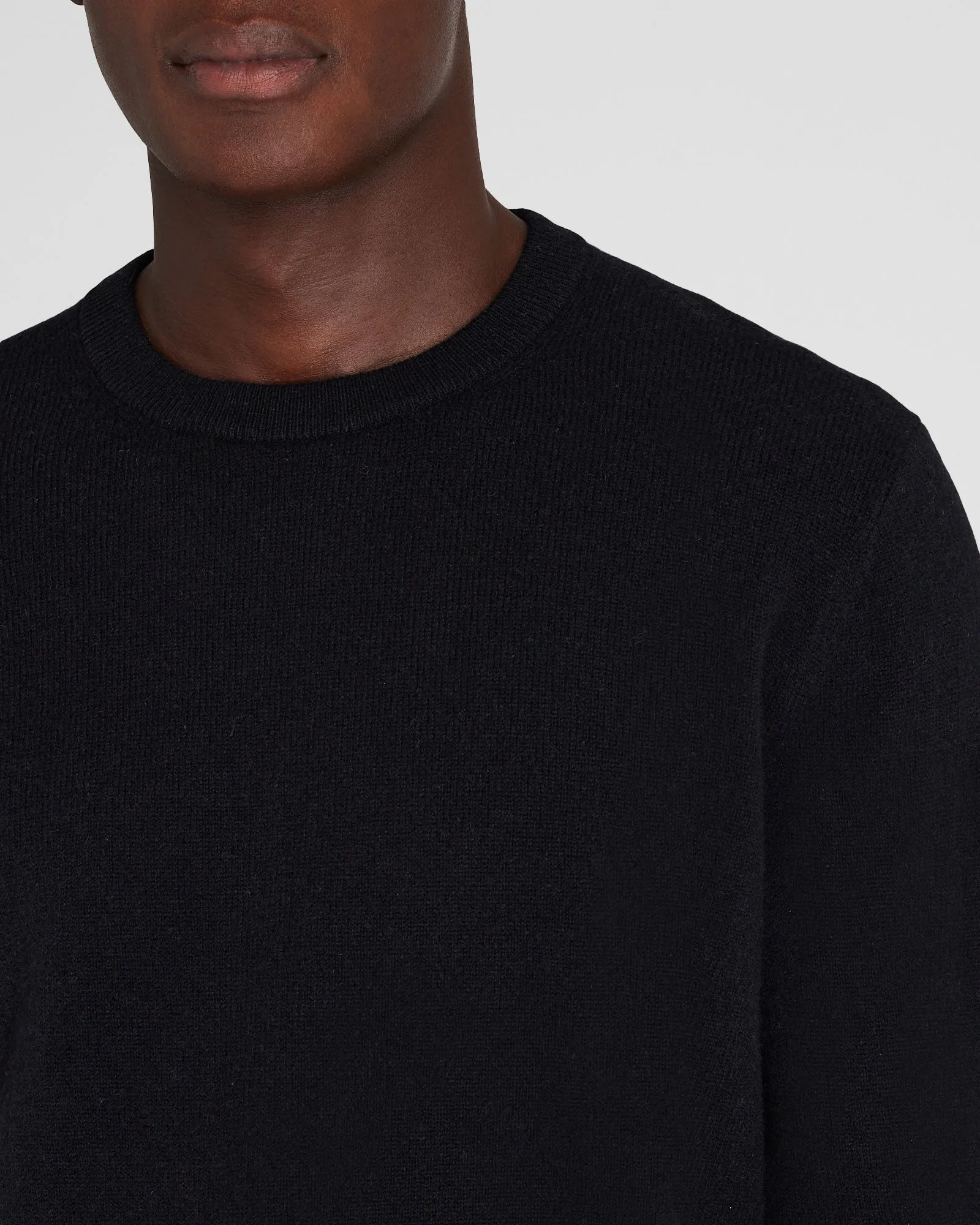 Lightweight Cashmere Crewneck