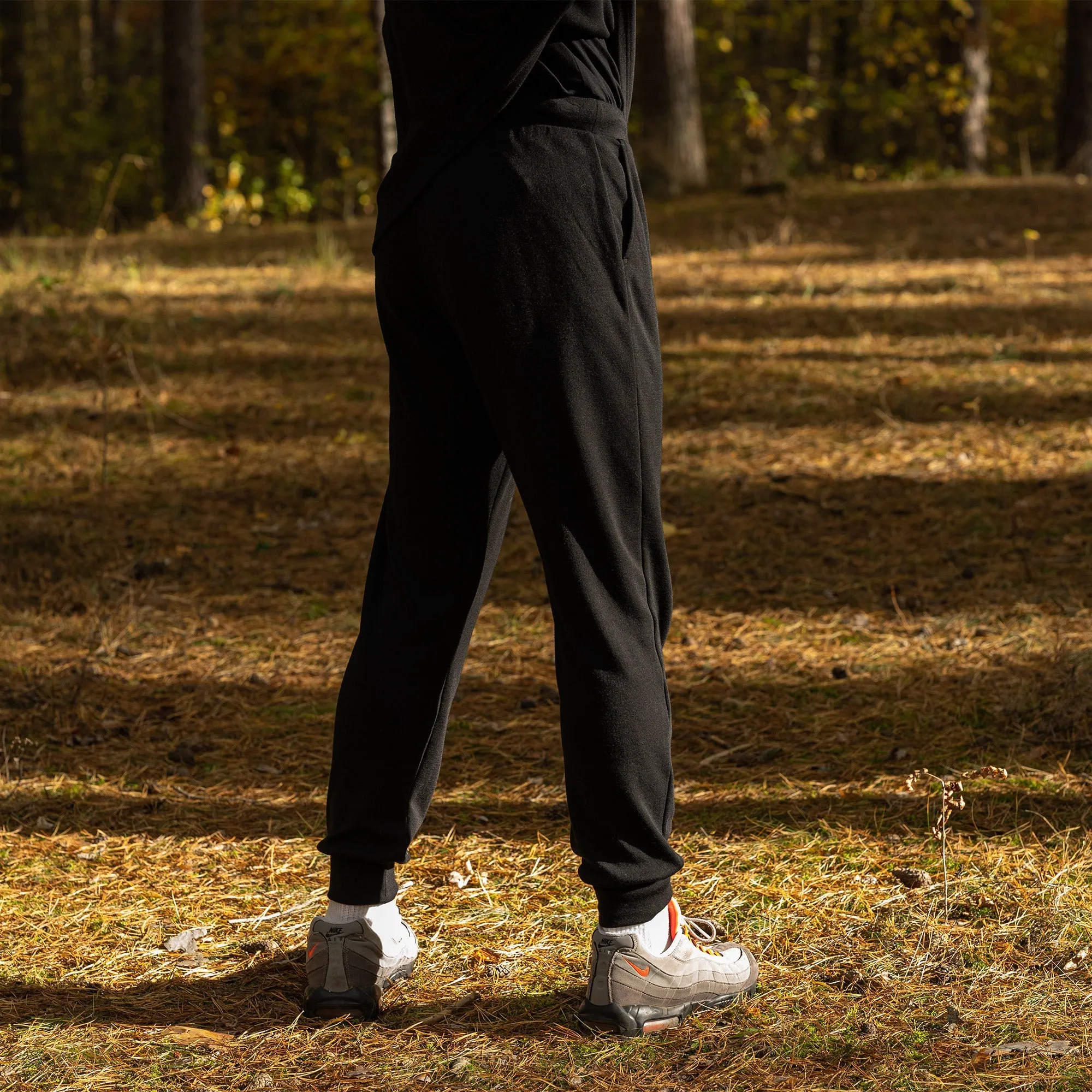 MENIQUE 100% Merino Wool Mens Sweatpants Black