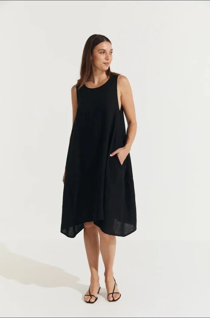 Montaigne Sara Sleeveless Linen Dress